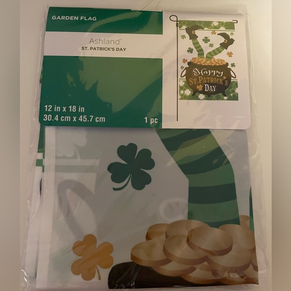 NWT- Garden Flag, Welcome, St. Patrick’s Day, Spring, Lucky Pot of Gold, Summer - Picture 2 of 3